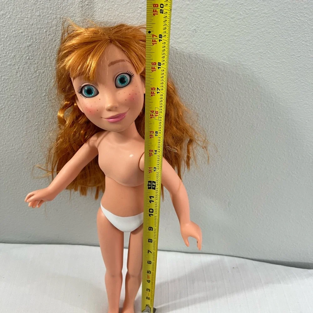 Frozen Anna‎ doll 18 in Jakks Pacific
